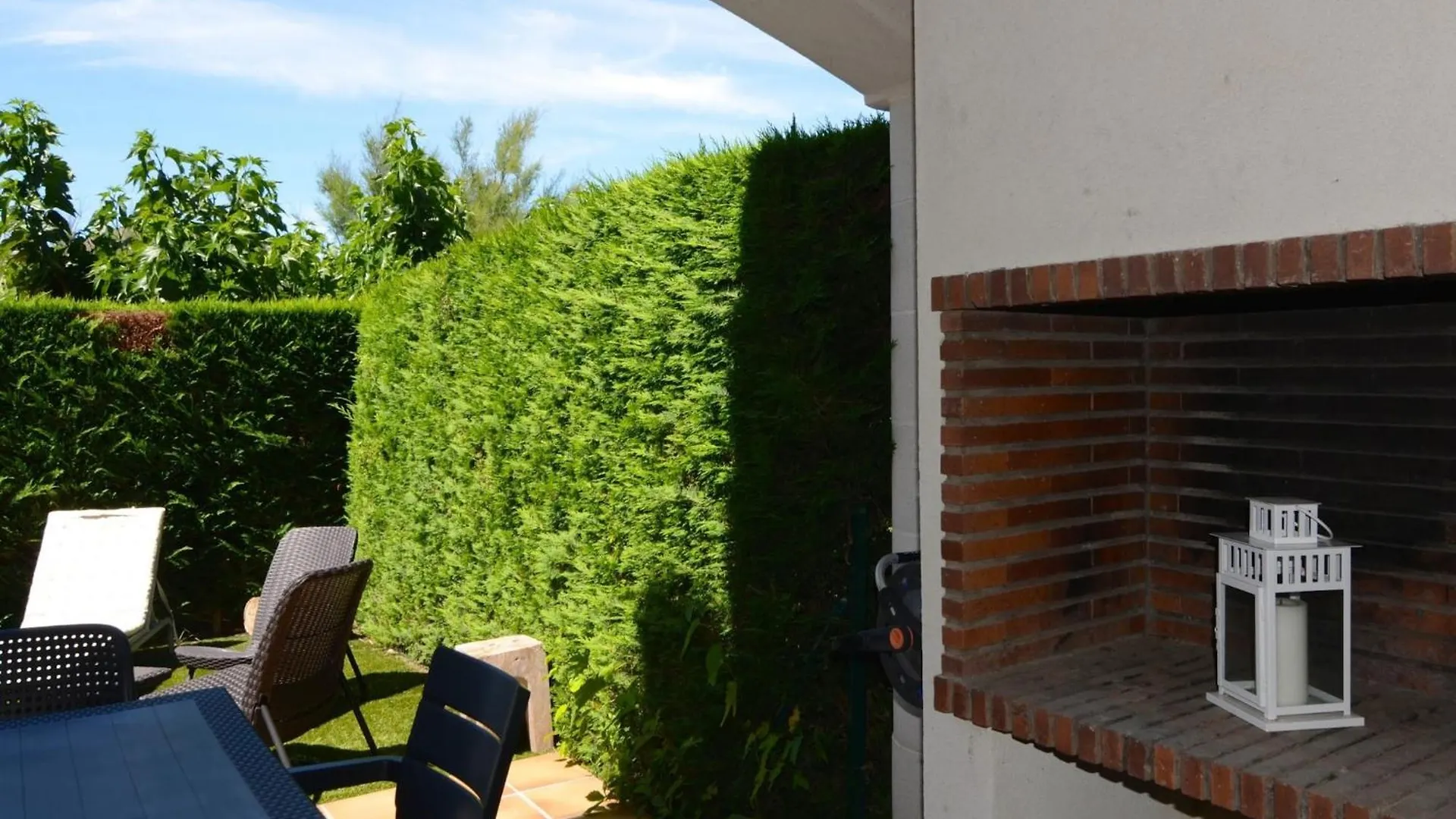 ל'אסטרטיט Holiday Home In Estartit With Chiildren Pool